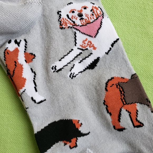 VERA BRADLEY DOG SHOW DOGS CREW SOCKS 2-PAIRS:NWT - Picture 4 of 10